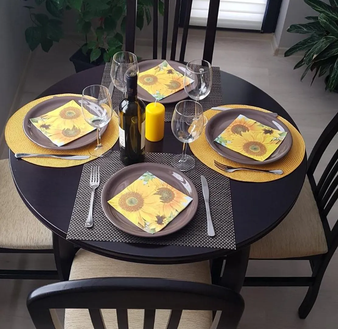 Poli'S Aparment Sunny Freesia Apartment Varna