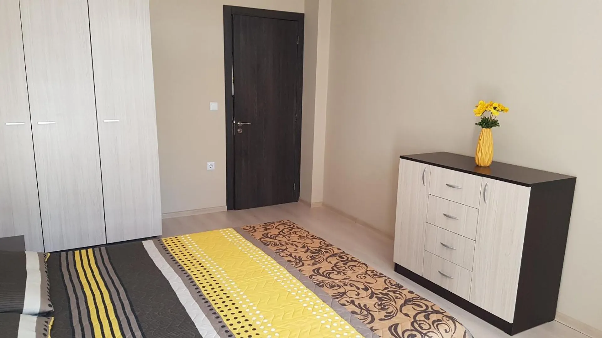 דירות וארנה Poli'S Aparment Sunny Freesia בולגריה